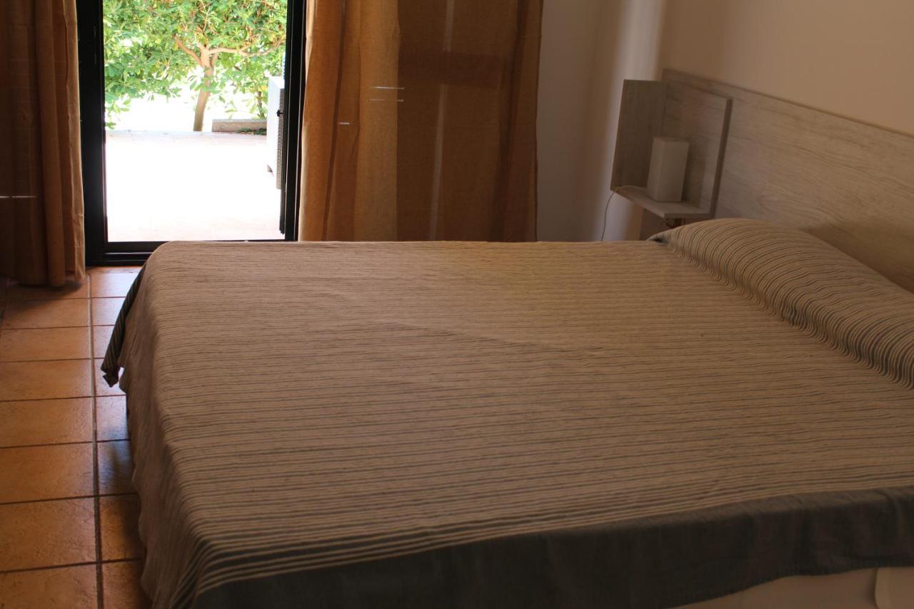 Agriturismo Ruralia ซานตาโดเมนิกา ภายนอก รูปภาพ