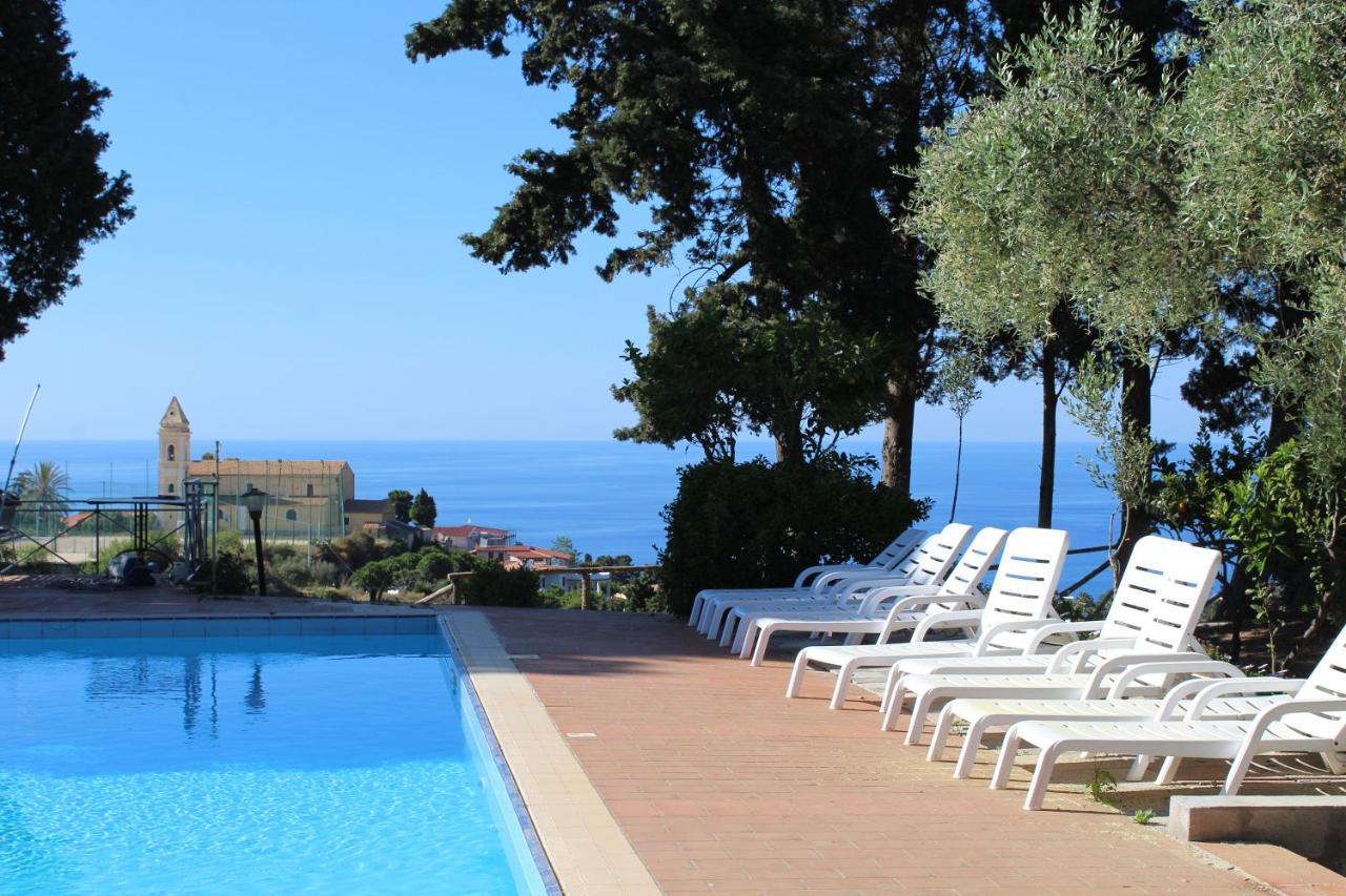 Agriturismo Ruralia ซานตาโดเมนิกา ภายนอก รูปภาพ