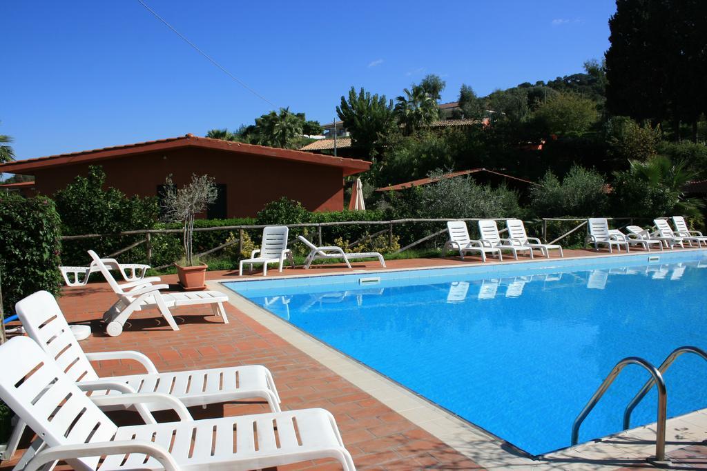 Agriturismo Ruralia ซานตาโดเมนิกา ภายนอก รูปภาพ