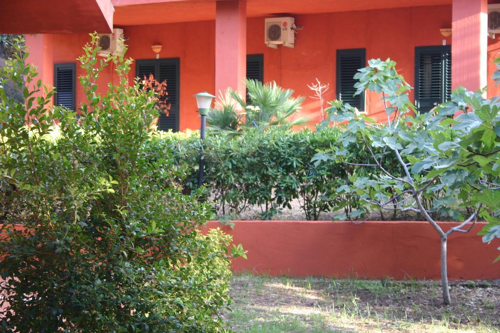 Agriturismo Ruralia ซานตาโดเมนิกา ภายนอก รูปภาพ