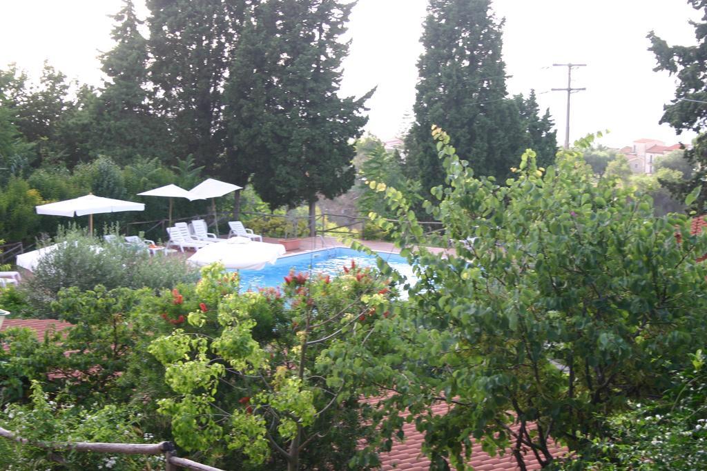 Agriturismo Ruralia ซานตาโดเมนิกา ภายนอก รูปภาพ