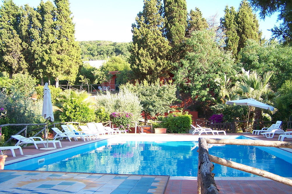 Agriturismo Ruralia ซานตาโดเมนิกา ภายนอก รูปภาพ